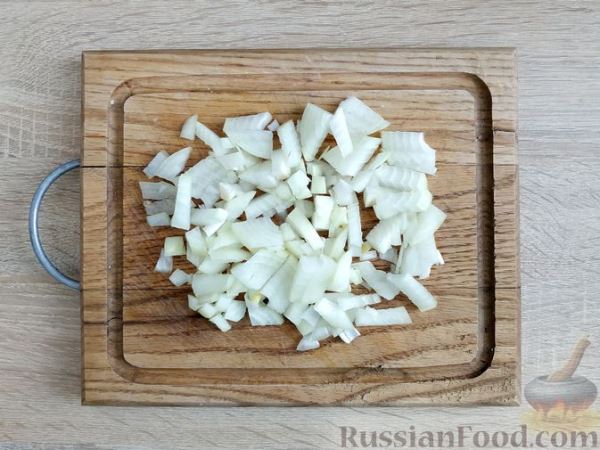 Тушёная картошка с мясом, грибами и сметаной