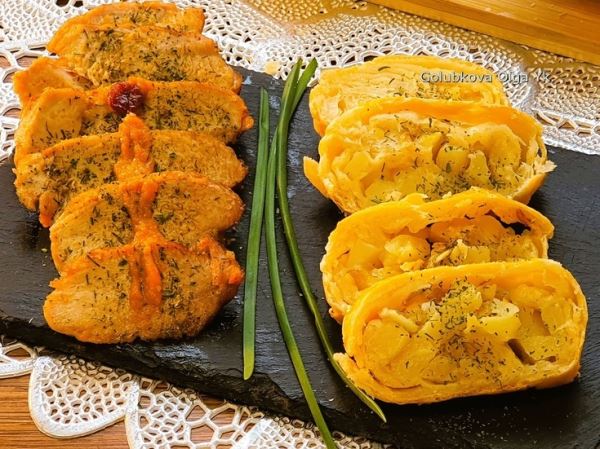 Мясо с брусничным соусом и пирог с картофелем