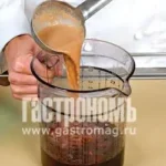 Молочный коктейль с какао и вишней