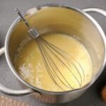 Быстрый пирог на кислом молоке