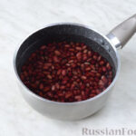 Капустняк с фасолью и колбасками